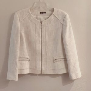 TAHARI - Classic Ivory Shimmer Tweed Jacket